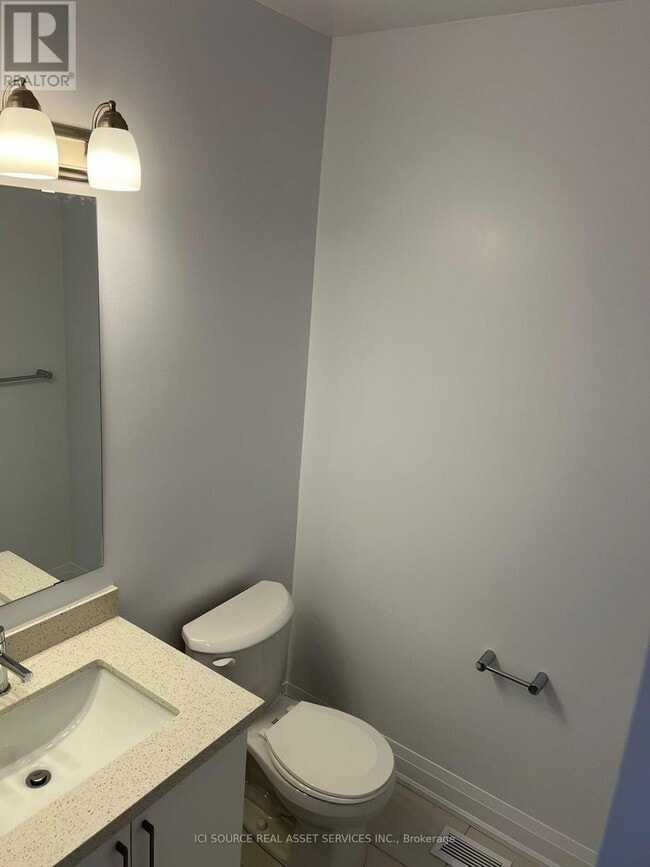 Building Photo - 3 Ranch Ter