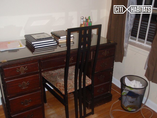 Foto del edificio - 329 W 101st St