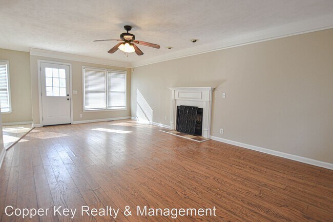 Foto del edificio - 3 br, 2.5 bath House - 1690 Hazelwood Road
