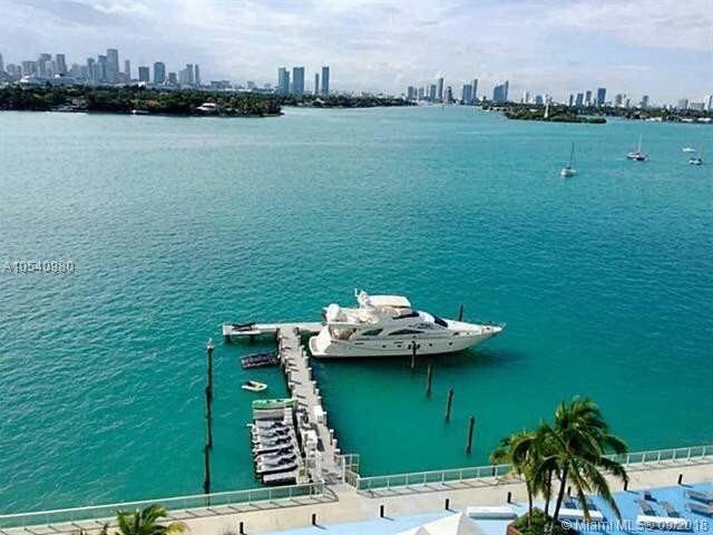 Building Photo - 1000 West Ave