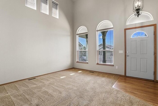 Building Photo - 7417 Prythania Park Dr