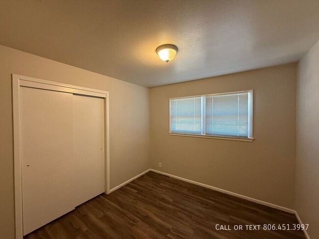 Foto del edificio - 2121 73rd St