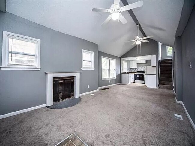 Foto del edificio - Beautiful 2 Bed / 2 Bath Home for Rent.