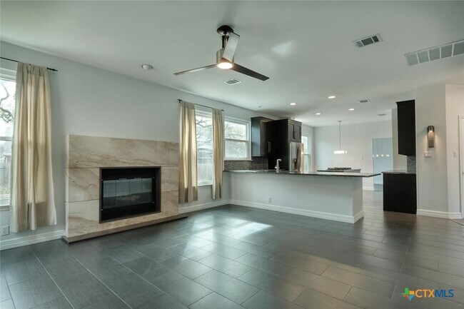 Foto del edificio - 10205 Open Gate Dr