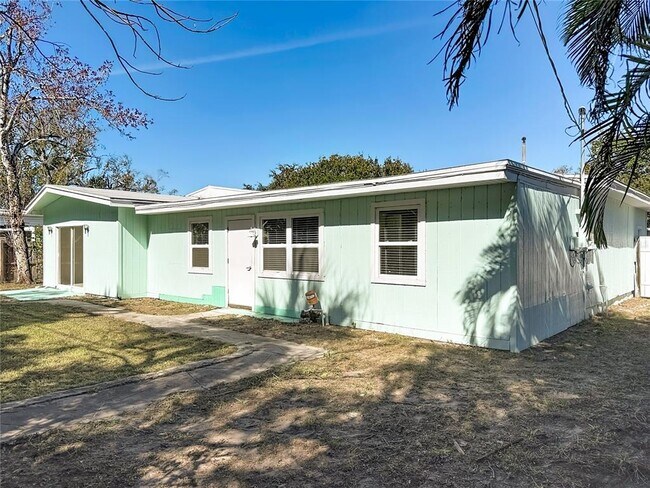 Foto del edificio - 7250 12th Ave N