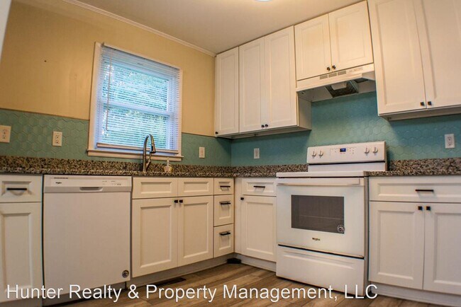 Building Photo - 3 br, 2 bath House - 1765 Hausman Drive