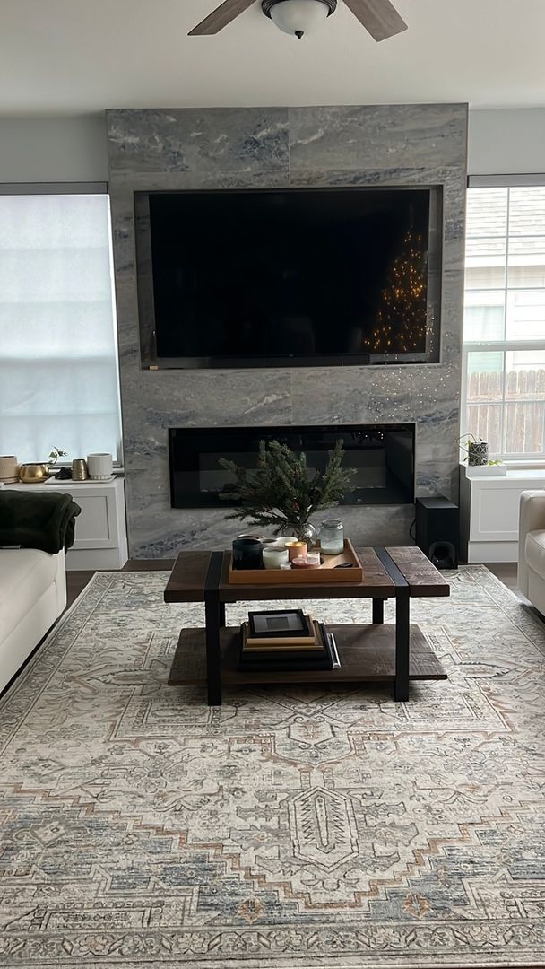 Foto del edificio - Spacious 4BR+Office House in Austin