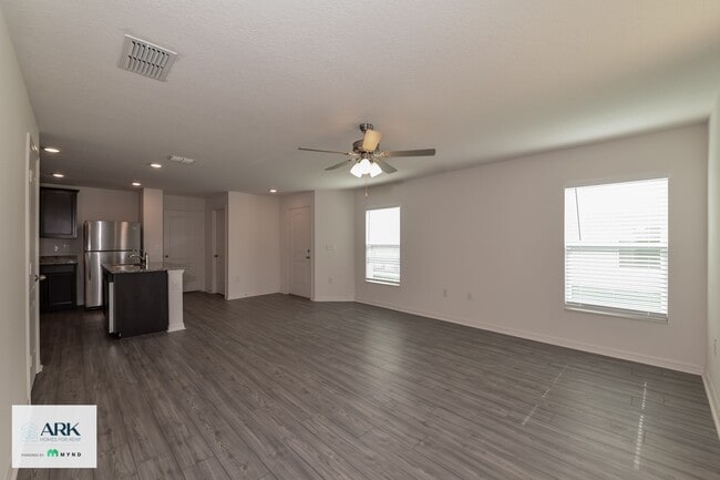 Building Photo - 5319 New Friendship Pl
