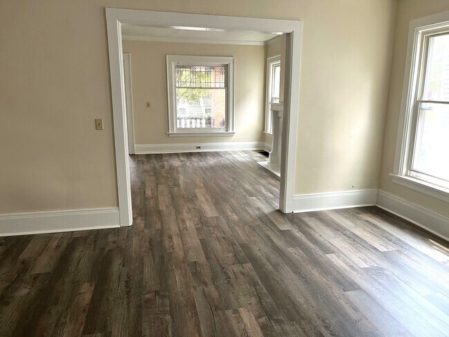 Foto del edificio - 918 W 9th St
