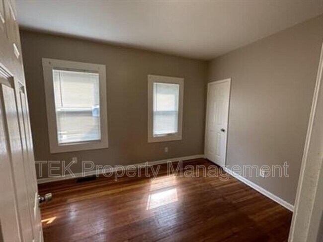 Foto del edificio - 94 Scrantom St