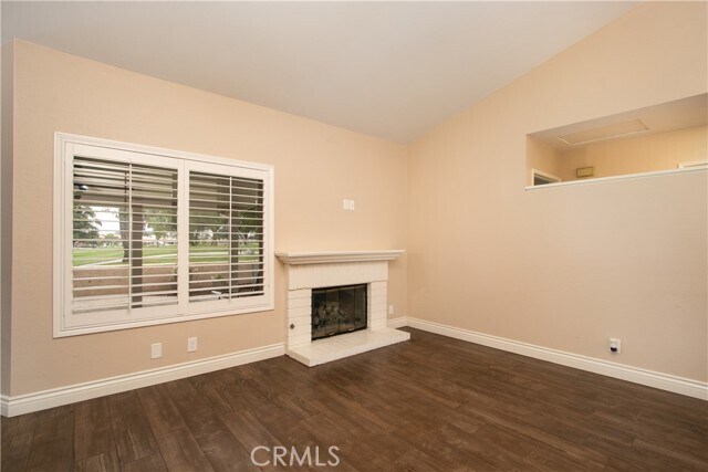 Building Photo - 515 La Costa Dr