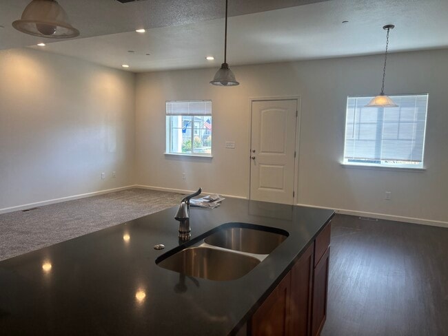 Building Photo - 4355 24th Street Rd