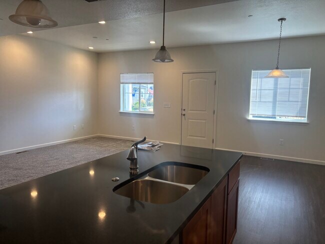 Foto del edificio - 4355 24th Street Rd