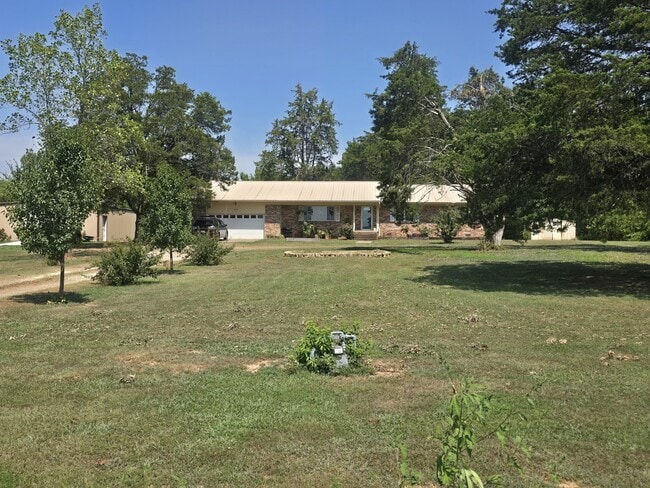 Building Photo - 24126 AR-164