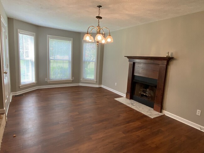 Building Photo - 5864 Mankin McKnight Rd