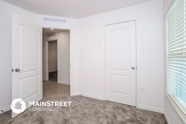 Foto del edificio - 1685 Hideaway Flat St