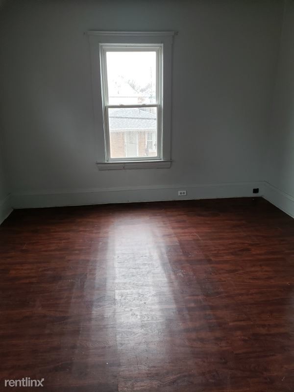 Building Photo - 3657 W 47th Pl