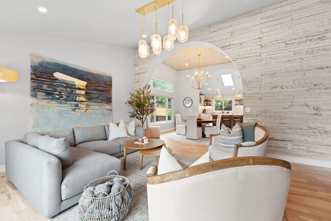 Foto del edificio - September 2026 - June 2027 Stunning Fully Furnished Rental in Golden, Colorado