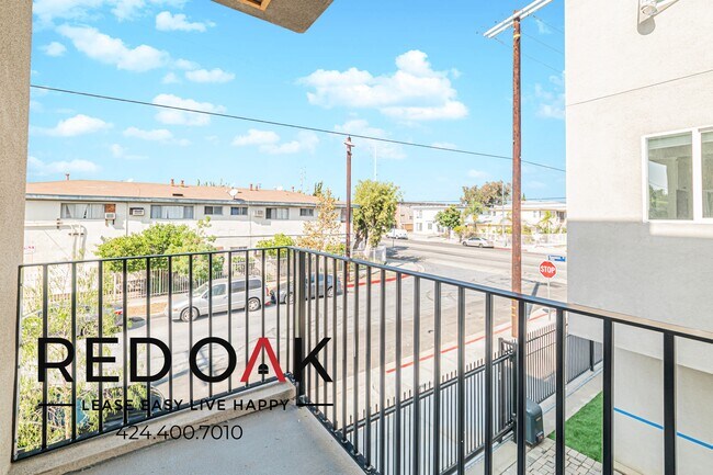 Foto del edificio - 11956 Vanowen St