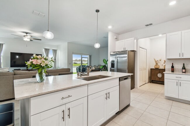 Building Photo - 10380 Lavender Aster Trl