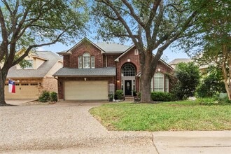 Building Photo - 10116 Scull Creek Dr