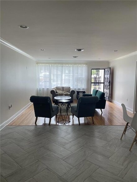 Foto del edificio - 430 Olive Ave