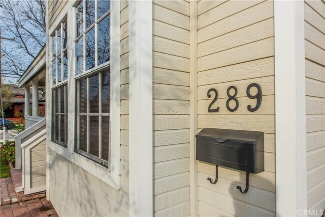 Foto del edificio - 289 N Cleveland St