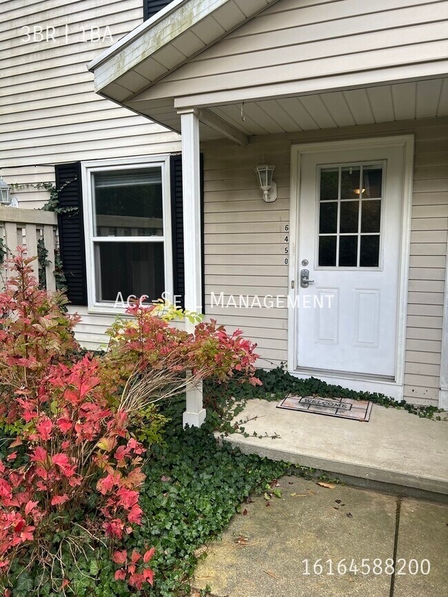 Foto del edificio - 6450 Bella Vista Dr NE