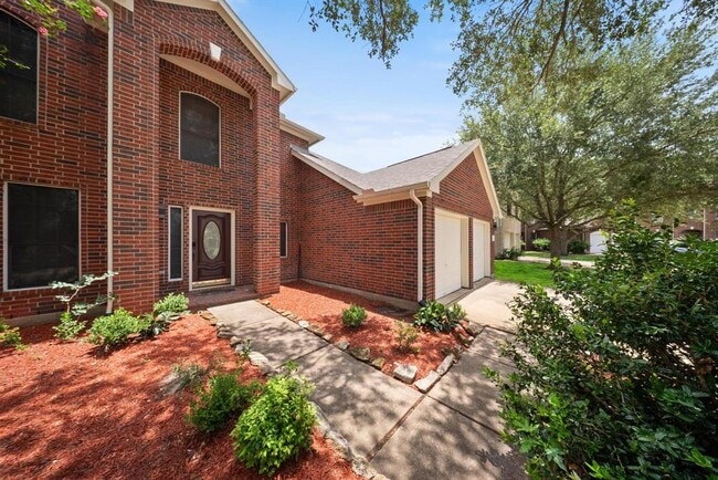 Building Photo - 8311 Sierra Hill Ct