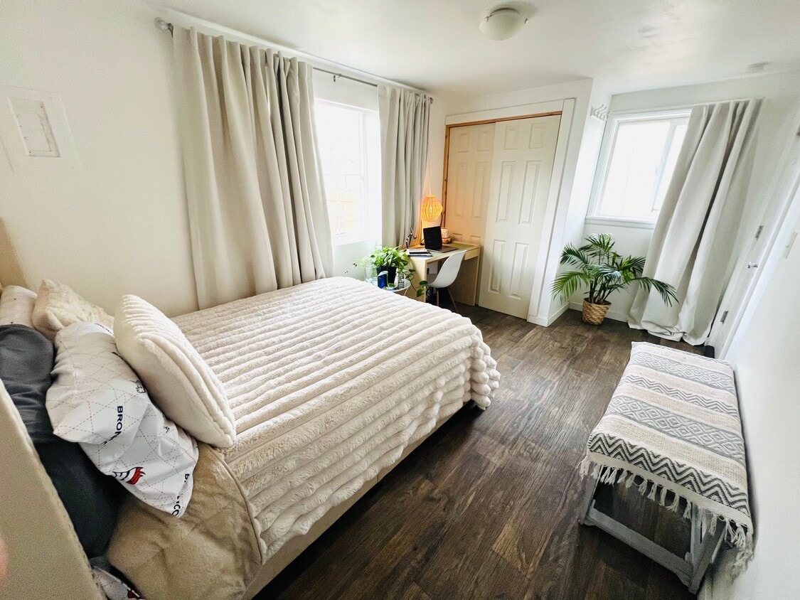 Photo - 1681 Dayton St (Aurora, CO)