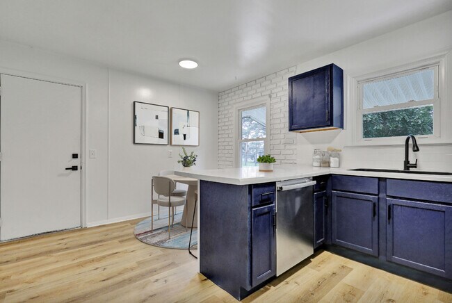 Foto del edificio - 5627 Taffy Pky