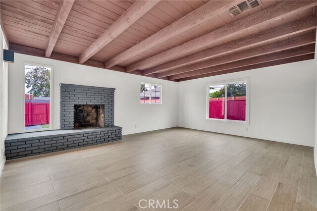 Building Photo - 20756 Saticoy St