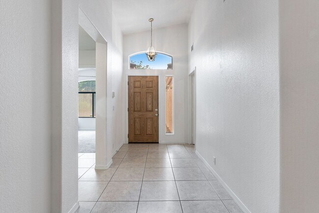 Foto del edificio - Enjoy an open floor plan with all appliances!