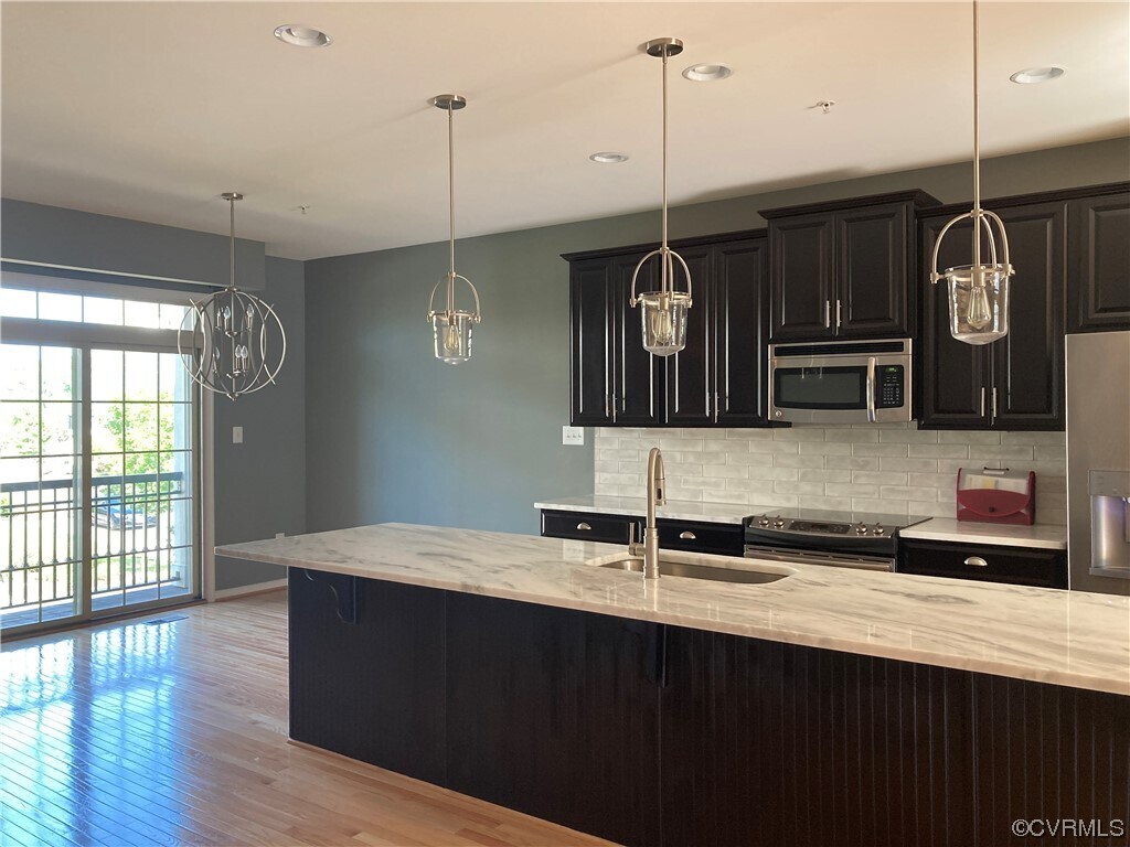 Foto principal - 10942 Parkshire Ln
