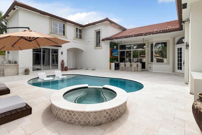 Building Photo - 18715 Ocean Mist Dr