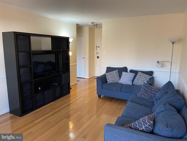 Foto del edificio - 940 25th St NW