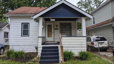 Building Photo - 2312 Avon St