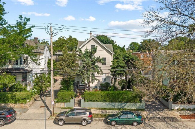 Foto del edificio - 407 N MacQuesten Pkwy