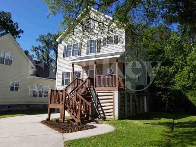 Foto del edificio - 1911 Chestnut Oak Ln