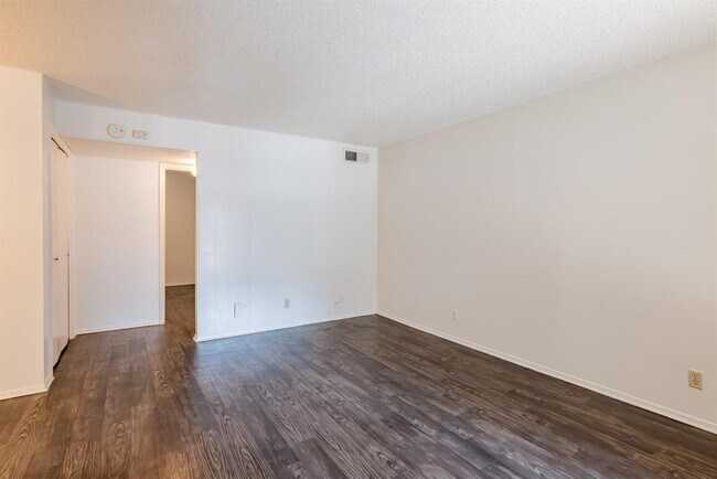 Foto del edificio - 3121 Speedway St