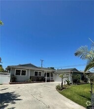 Building Photo - 14261 Cedarwood St