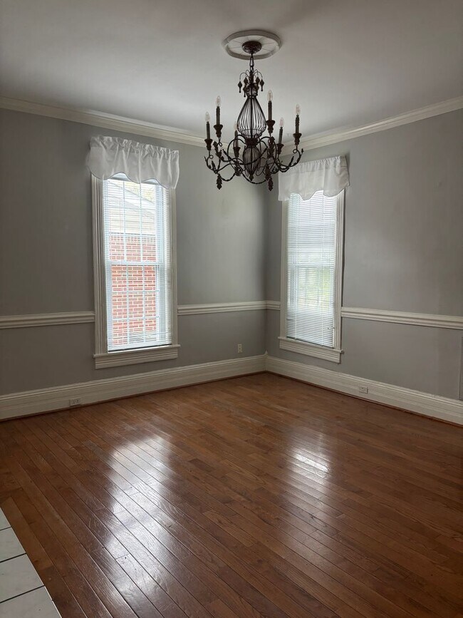 Foto del edificio - 208 Island Ave