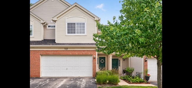 Building Photo - 949 Tanager Ct