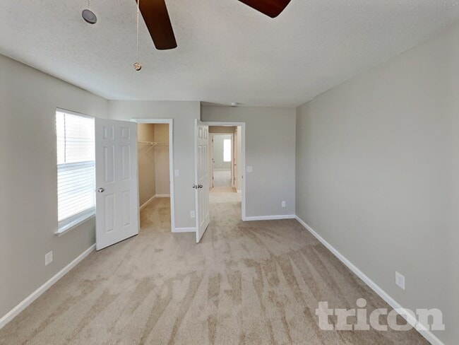 Building Photo - 1017 Highstone Dr