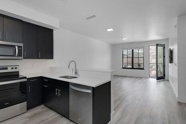 Foto del edificio - 400 Clement St