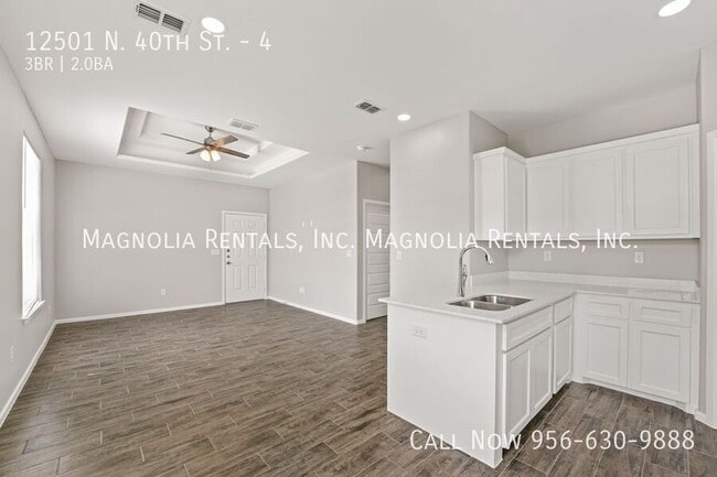 Foto del edificio - 12501 N 40th St