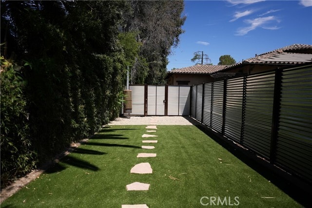 Foto del edificio - 6009 Melvin Ave