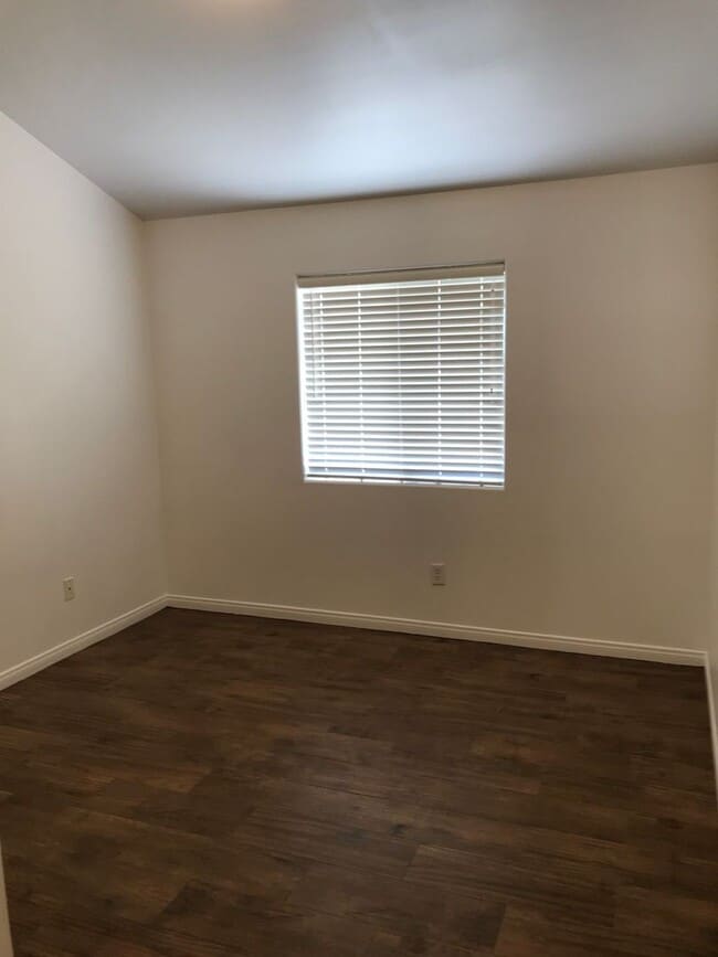 Building Photo - 5103 Casa Bonita Dr