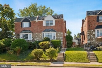 Building Photo - 8008 Cornelius St