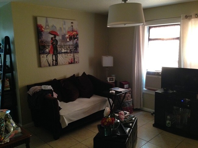 Living Space - 5606 Robertson St